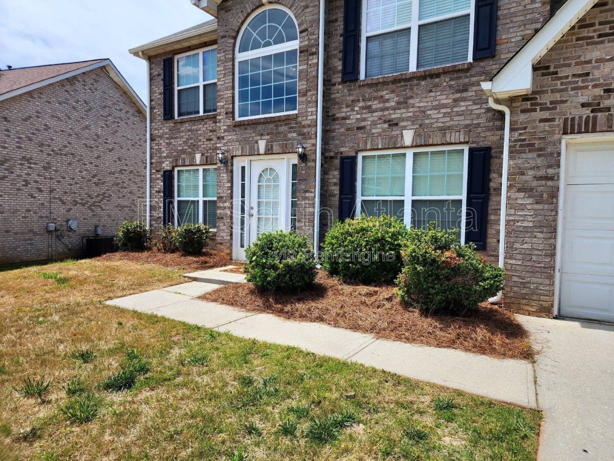 House for rent at 2551 Wrangler Dr, Atlanta, GA 30331