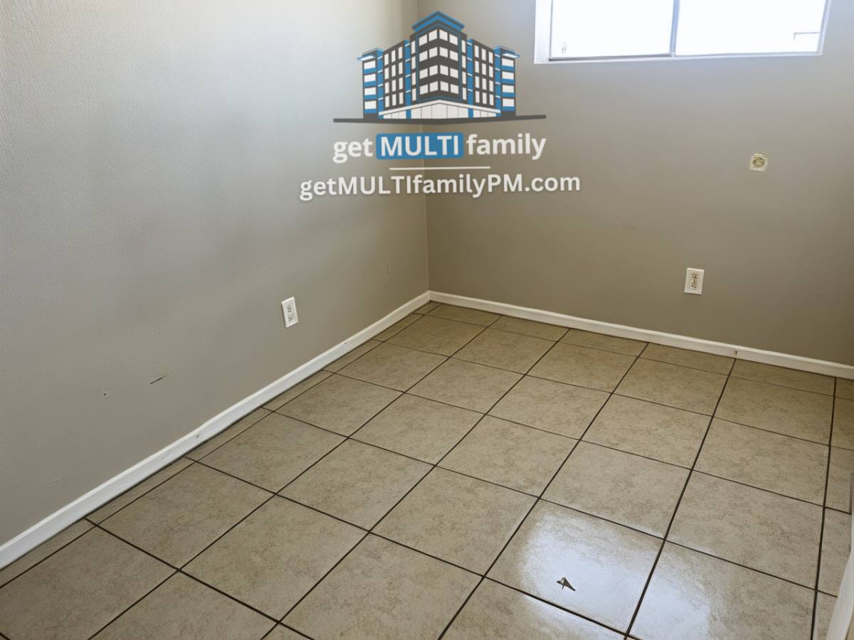 Apartment for rent at 1629 E Wood St #201, Phoenix, AZ 85040
