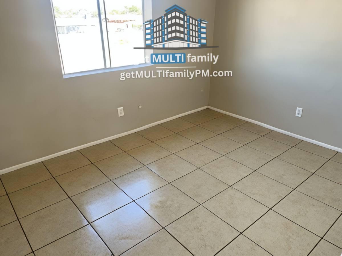 Apartment for rent at 1629 E Wood St #201, Phoenix, AZ 85040