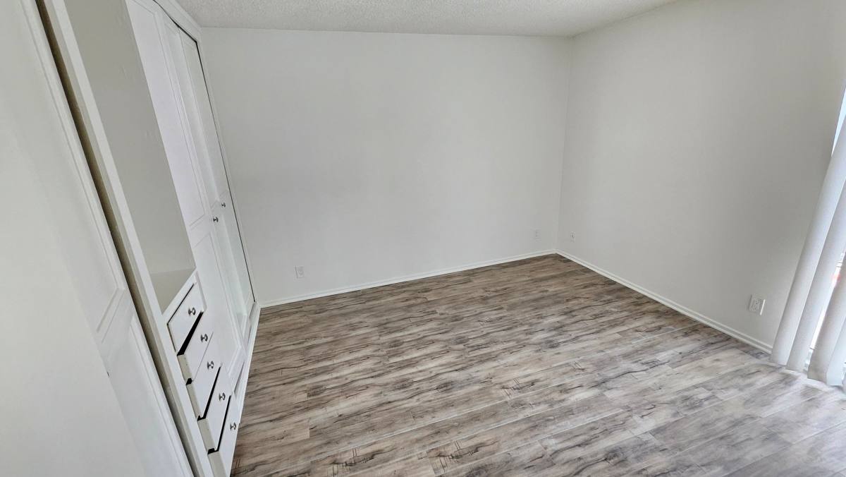 Apartment for rent at 11030 Moorpark St #A26, North Hollywood, CA 91602