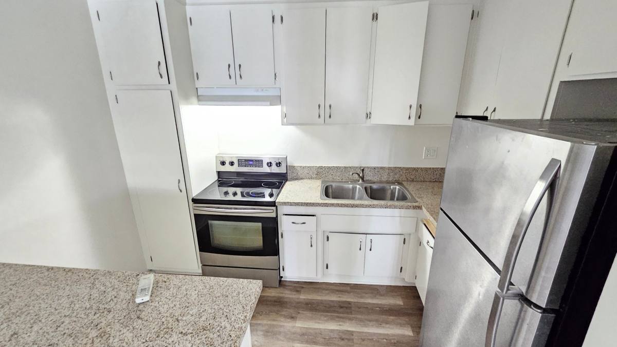 Apartment for rent at 11030 Moorpark St #A26, North Hollywood, CA 91602