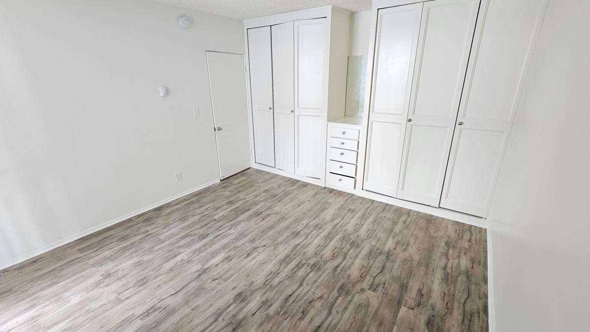 Apartment for rent at 11030 Moorpark St #A26, North Hollywood, CA 91602