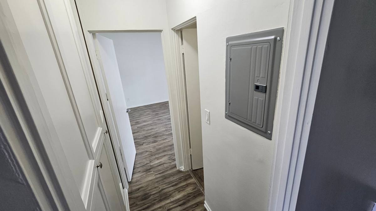 Apartment for rent at 11030 Moorpark St #A26, North Hollywood, CA 91602