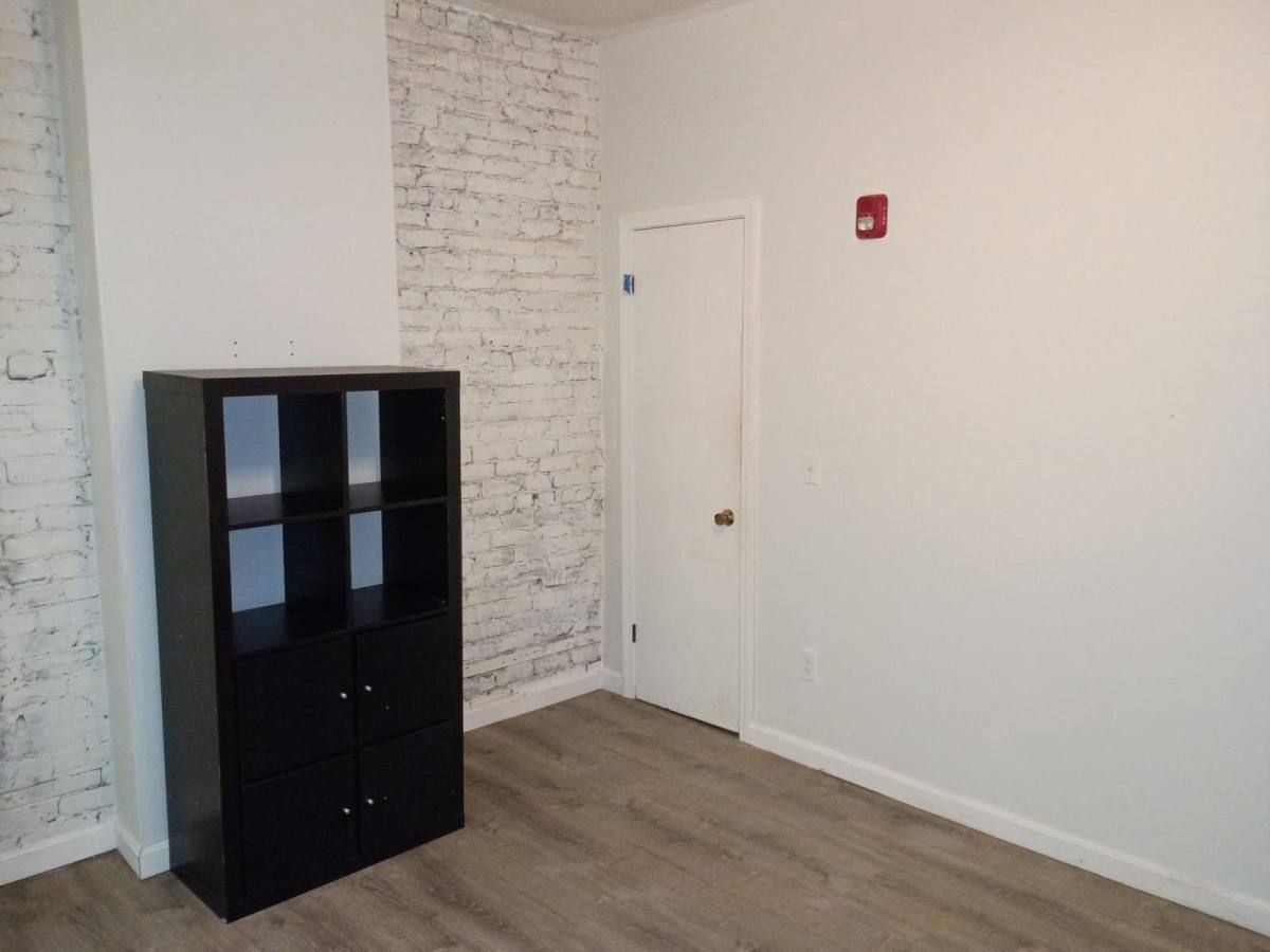 Apartment for rent at 146 Chandler St #6, Worcester, MA 01609