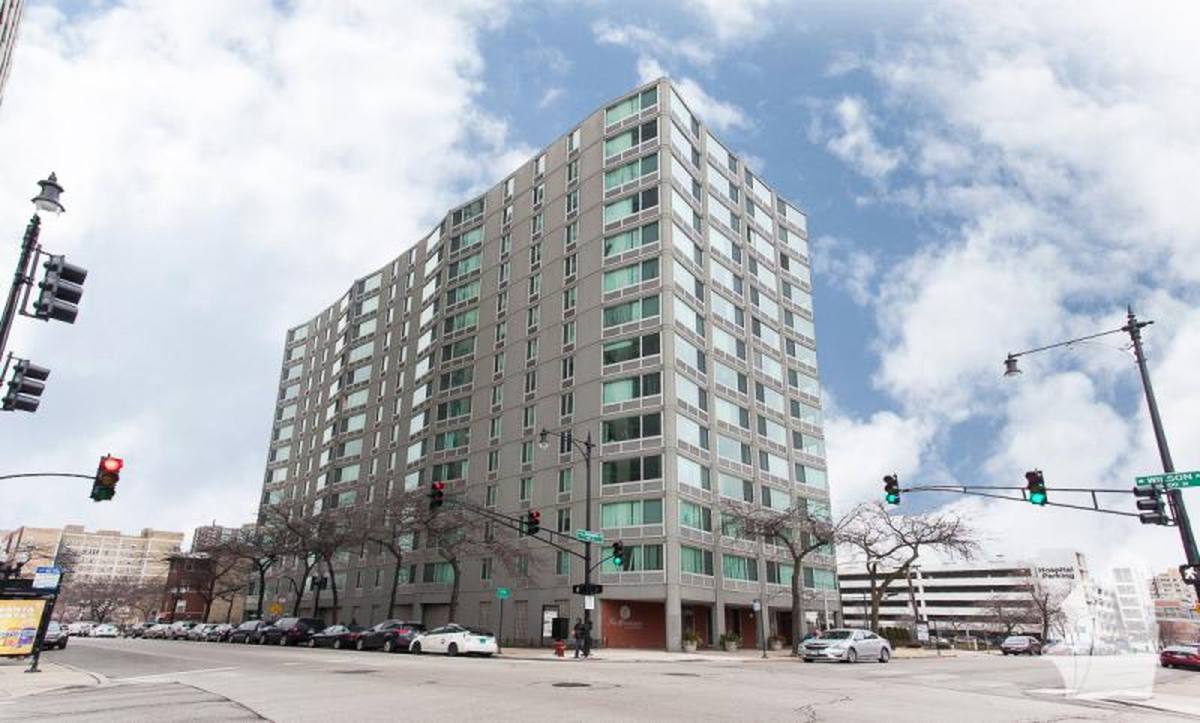 Apartment for rent at 4600 N Clarendon Ave, Chicago, IL 60640