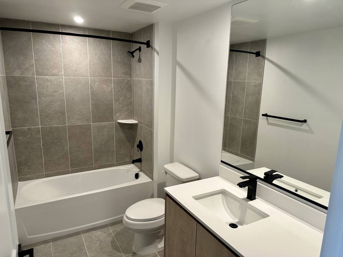Apartment for rent at 501 NW 7th Ave, Fort Lauderdale, FL 33311