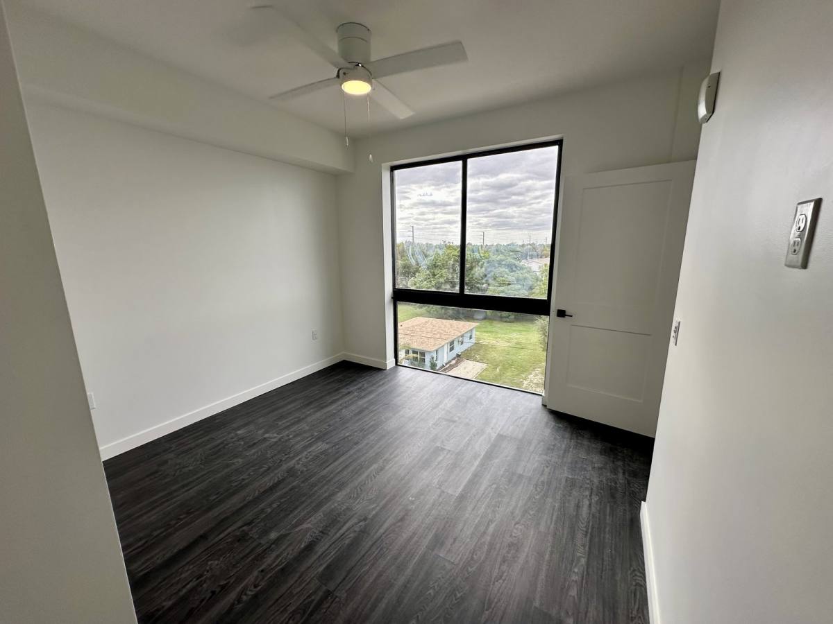 Apartment for rent at 501 NW 7th Ave, Fort Lauderdale, FL 33311