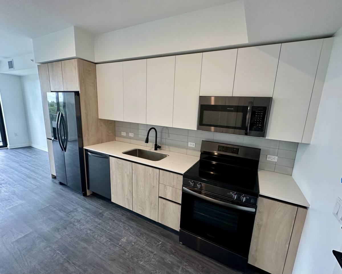 Apartment for rent at 501 NW 7th Ave, Fort Lauderdale, FL 33311