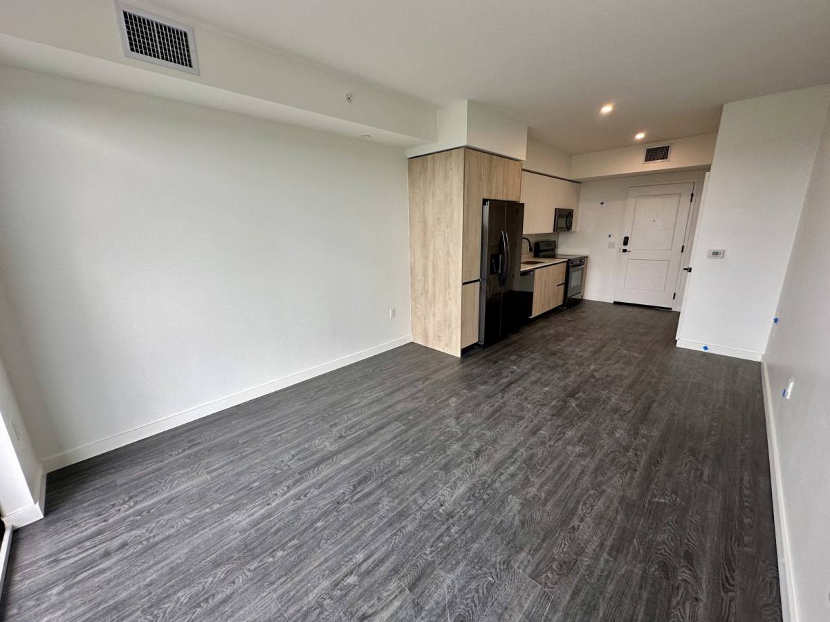 Apartment for rent at 501 NW 7th Ave, Fort Lauderdale, FL 33311