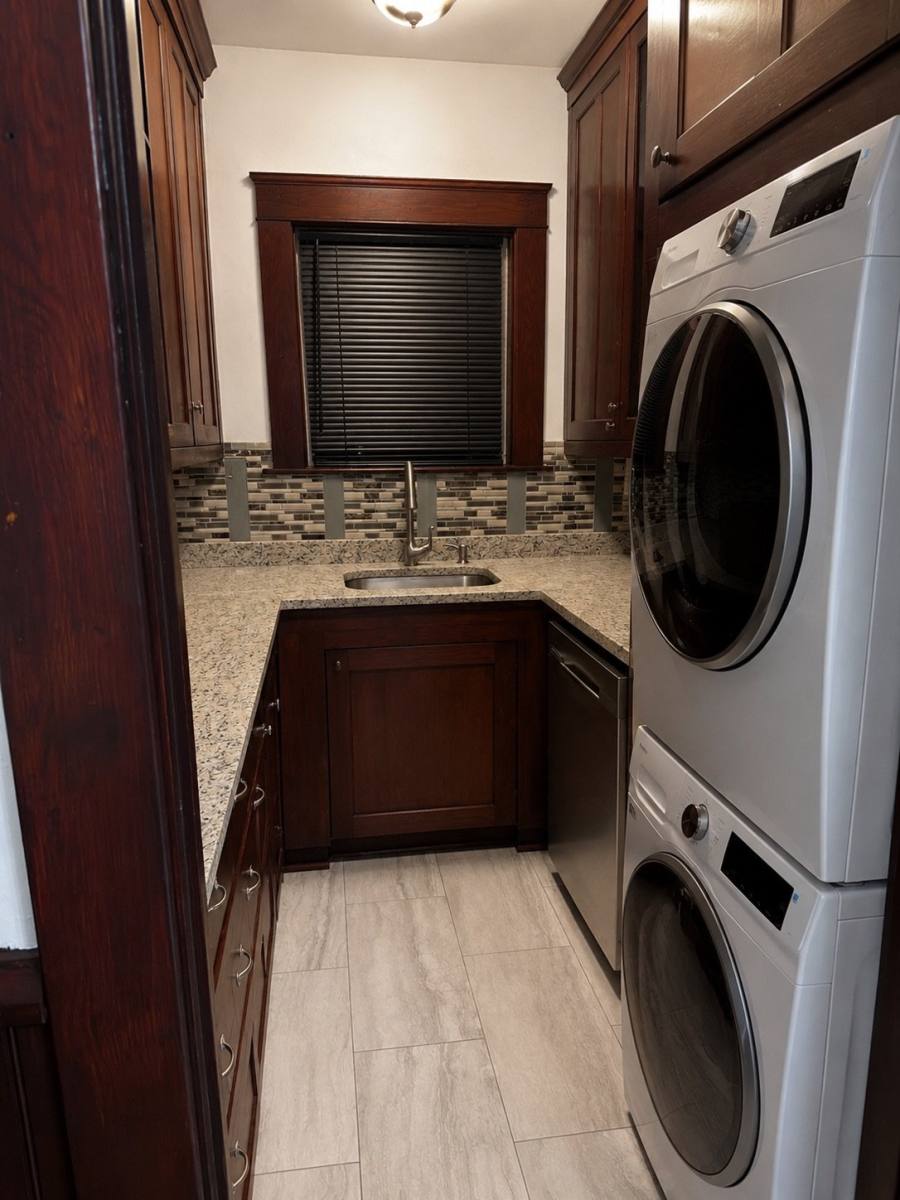 Apartment for rent at 41-43 Woodbine St, Cranston, RI 02910
