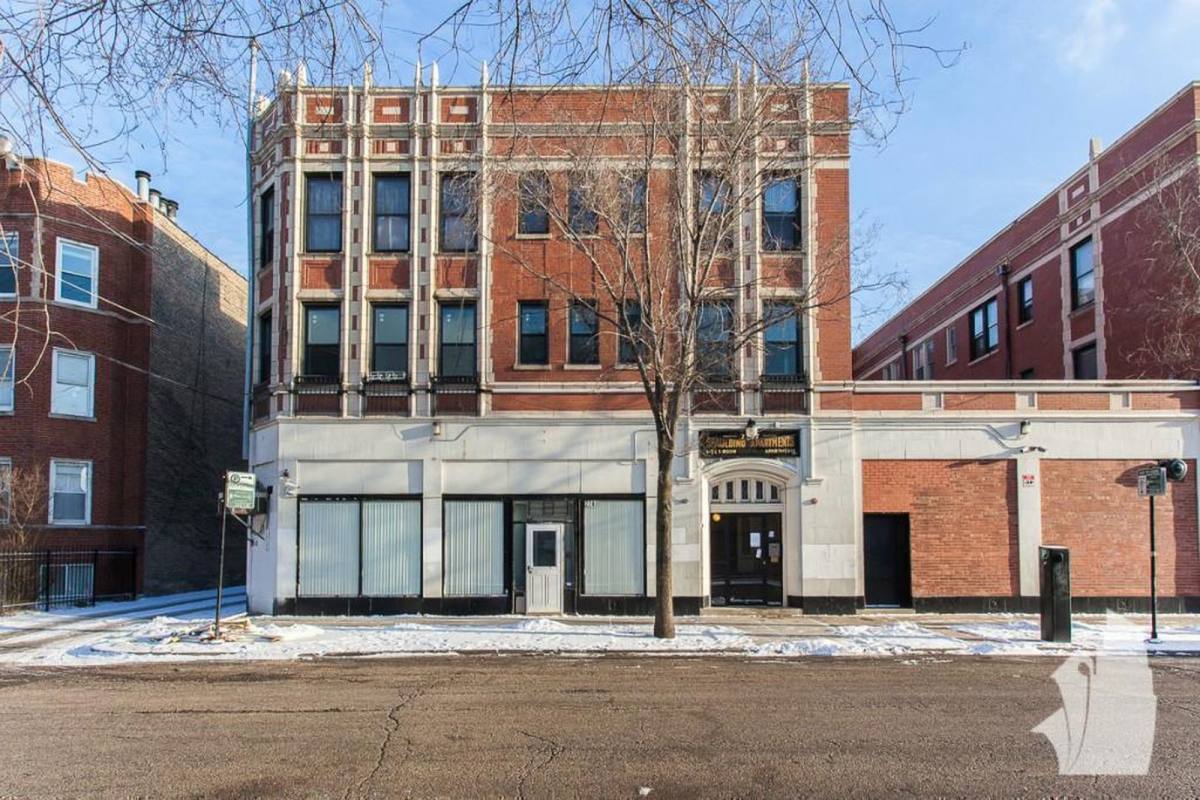 Apartment for rent at 2737 N Spaulding Ave, Chicago, IL 60647