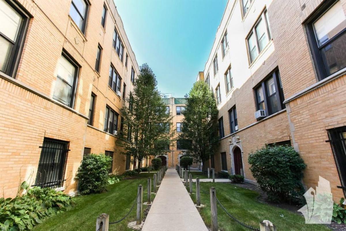 Apartment for rent at 1530 N Kedzie Ave, Chicago, IL 60651