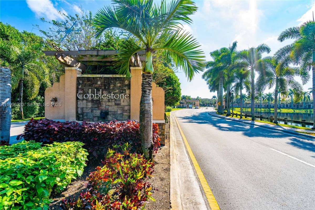 Townhouse for rent at 14749 SW 9th St, Hollywood, FL 33027