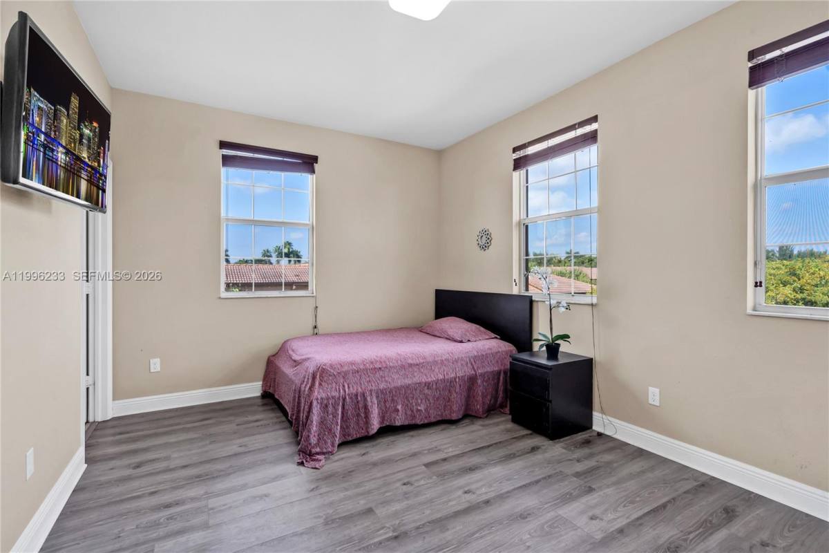 Townhouse for rent at 14749 SW 9th St, Hollywood, FL 33027
