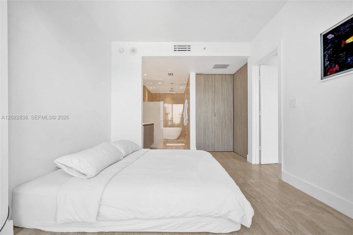 Apartment for rent at 1445 16th St #4, Miami Beach, FL 33139