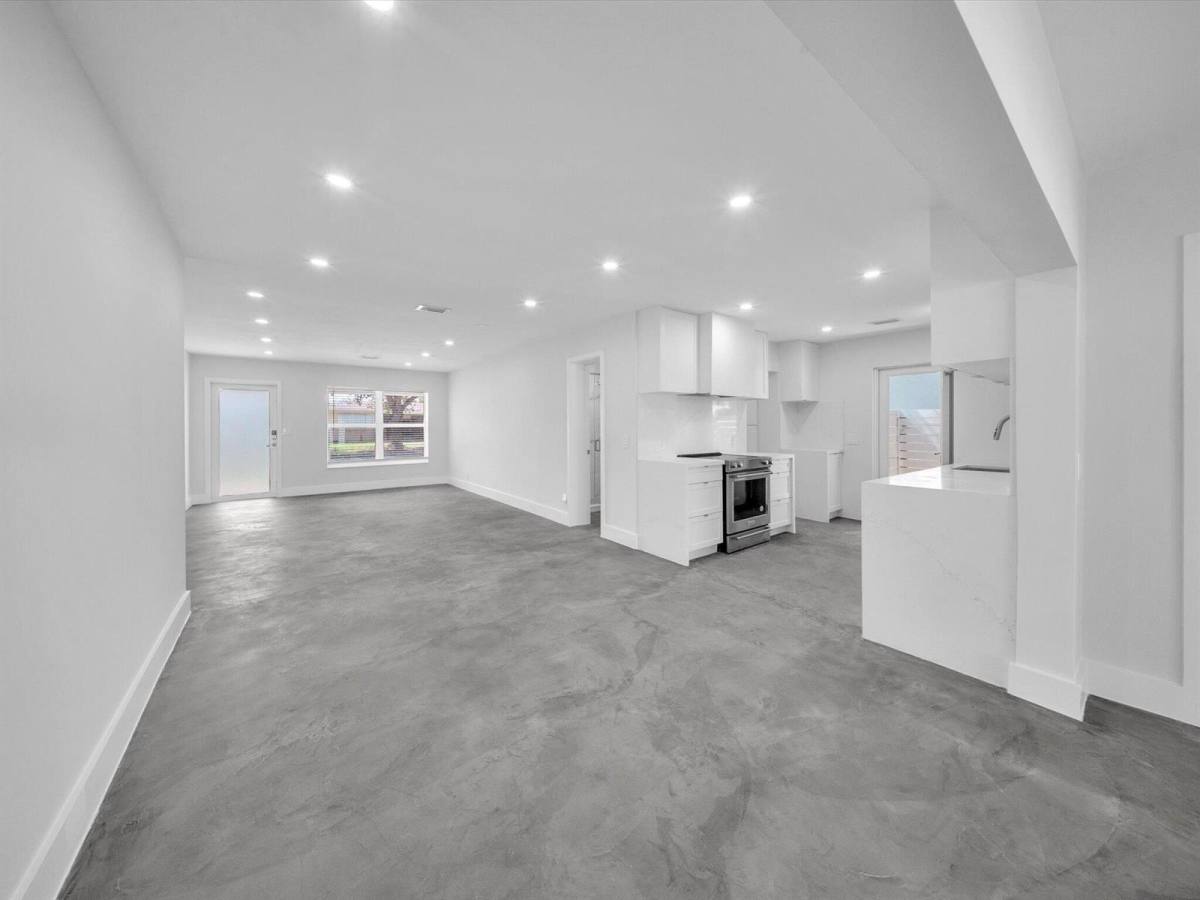 House for rent at 1721 N 16th Court, Hollywood, FL 33020
