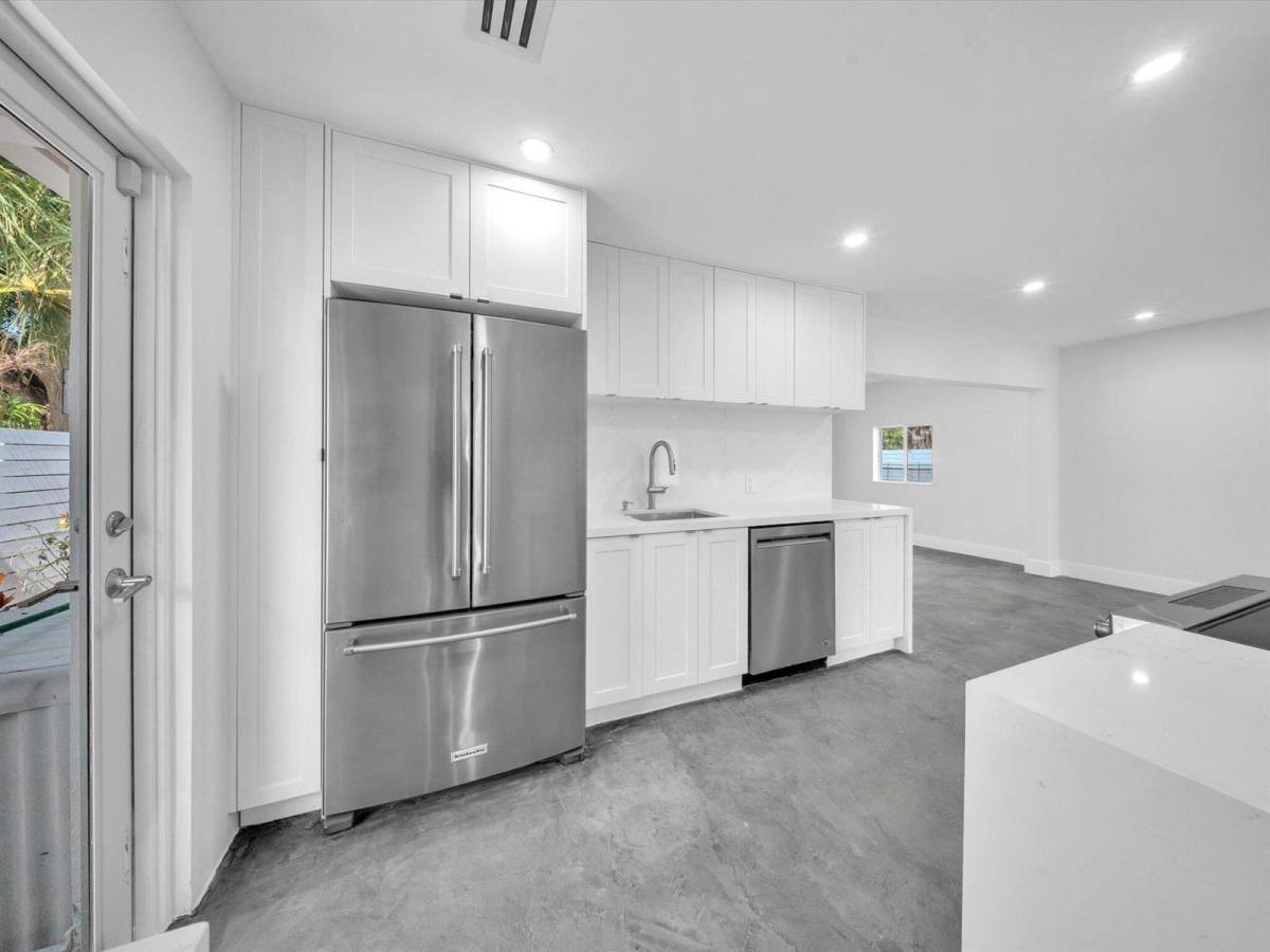 House for rent at 1721 N 16th Court, Hollywood, FL 33020