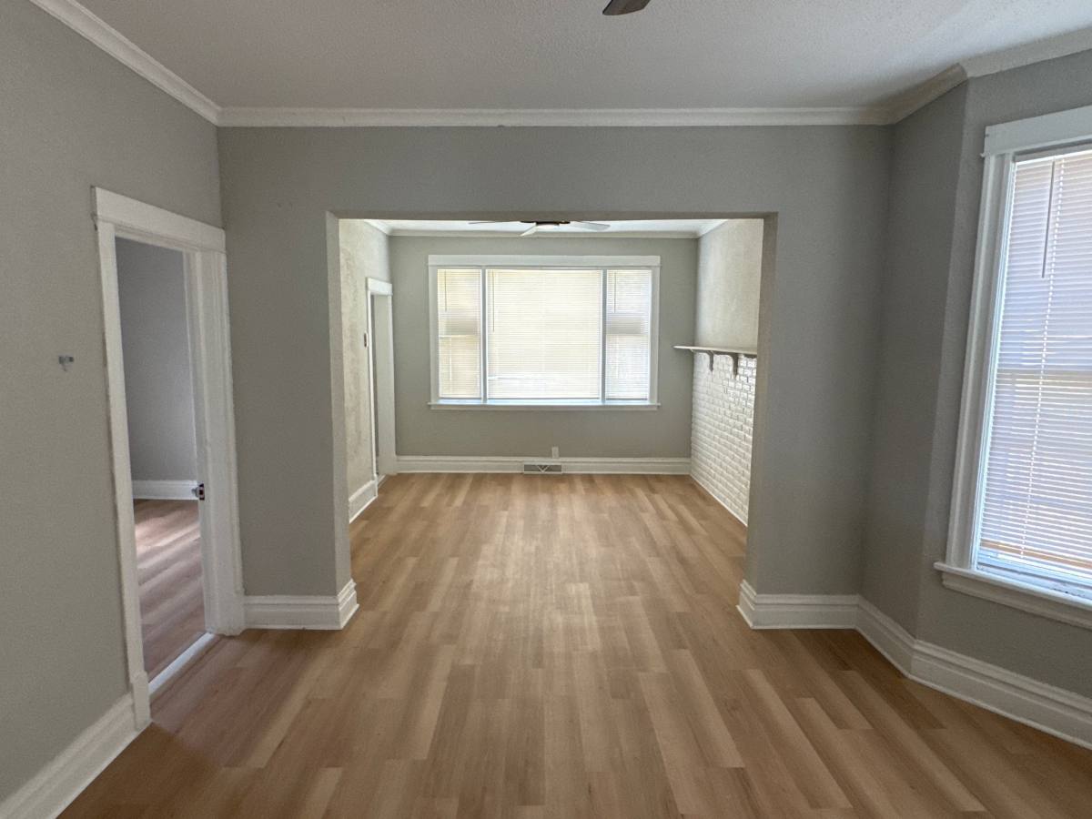 House for rent at 265 W 107th St, Chicago, IL 60628