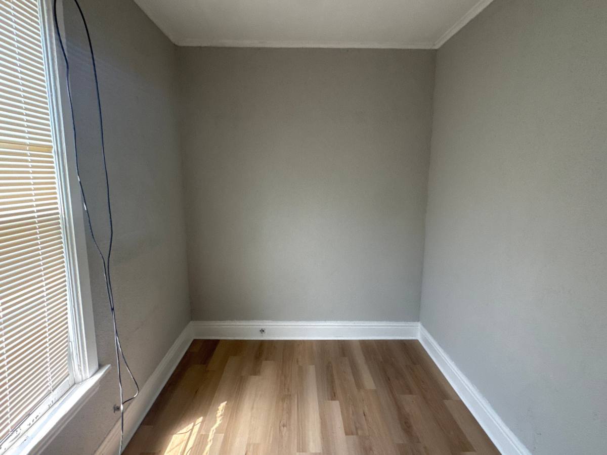 House for rent at 265 W 107th St, Chicago, IL 60628
