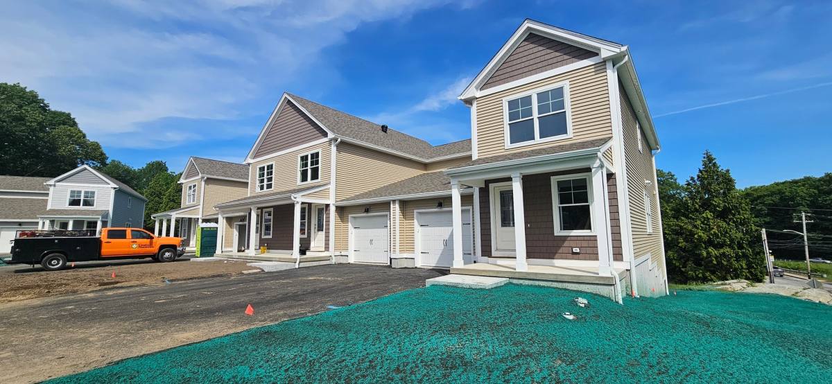Condo for rent at 719 Putnam Pike, Greenville, RI 02828