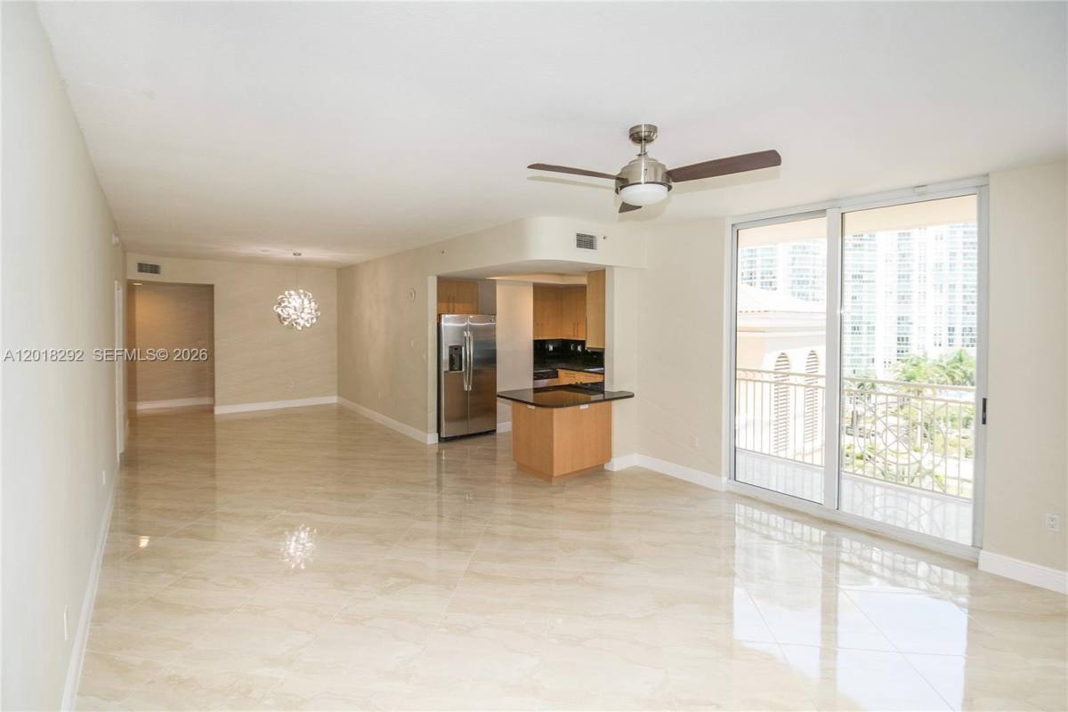 Apartment for rent at 511 SE 5 Ave, Fort Lauderdale, FL 33301