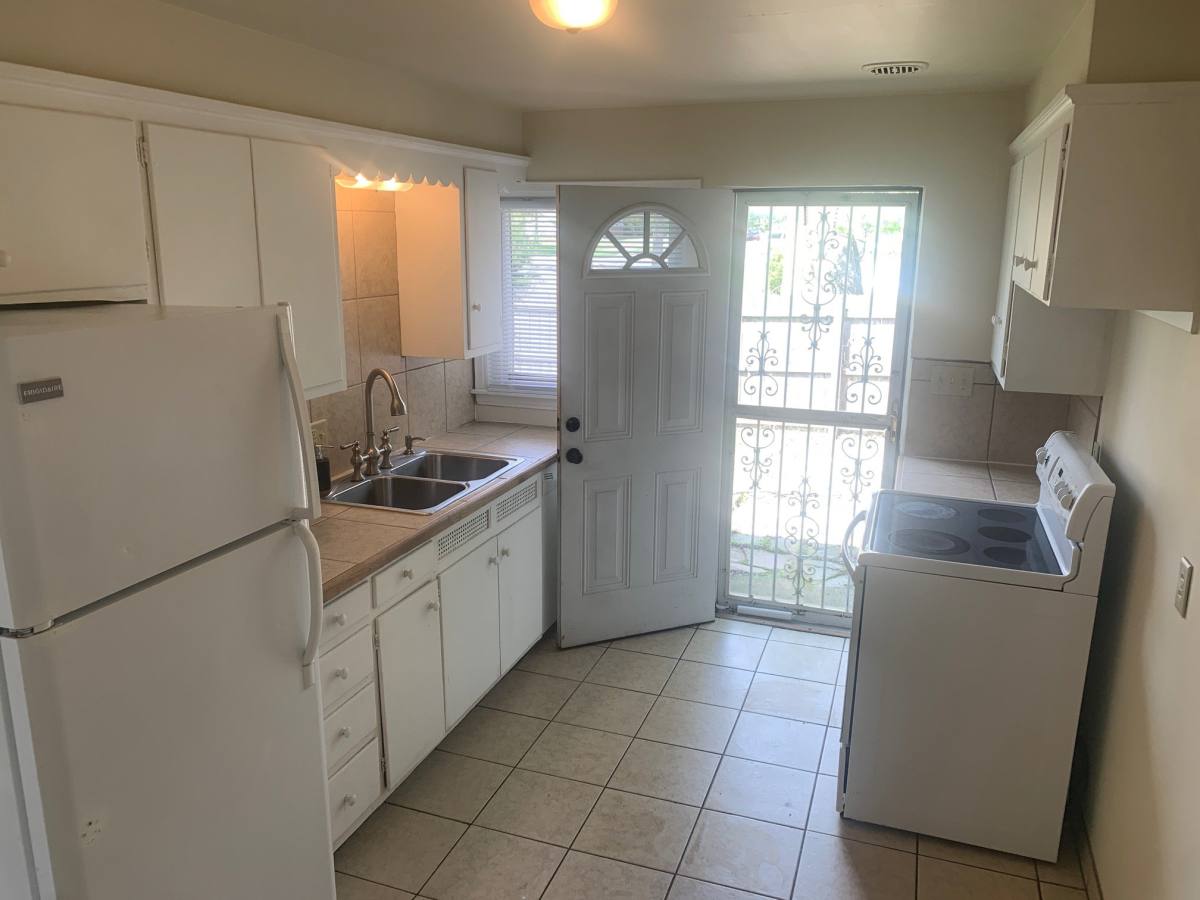 Apartment for rent at 705 E Rudisill Blvd 701, Fort Wayne, IN 46806