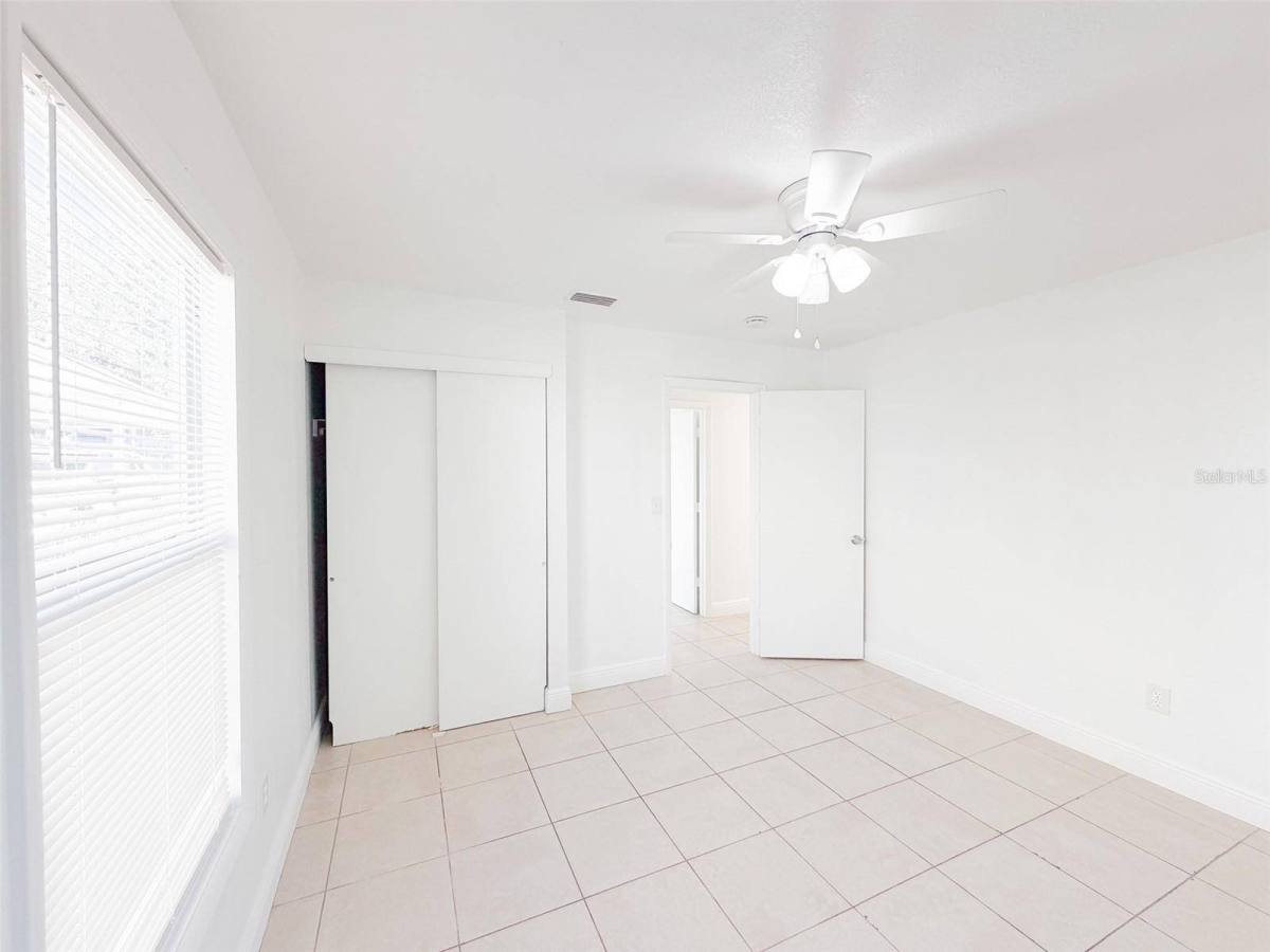 House for rent at 407 W Bella Vista St, Lakeland, FL 33805