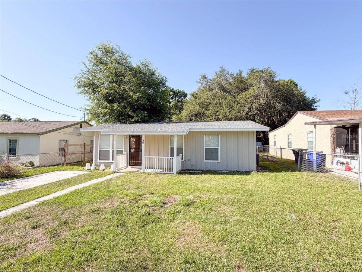 House for rent at 407 W Bella Vista St, Lakeland, FL 33805