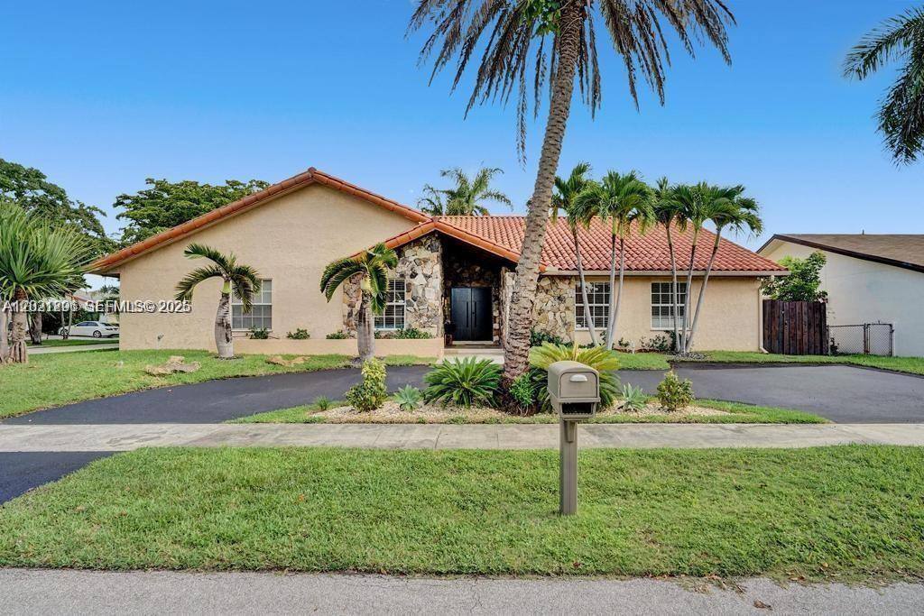House for rent at 2001 NE 214th St, Miami, FL 33179