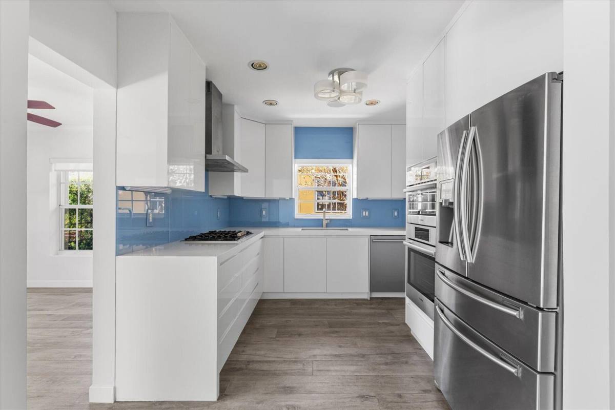 House for rent at 8934 Emerson Ave, Miami Beach, FL 33154
