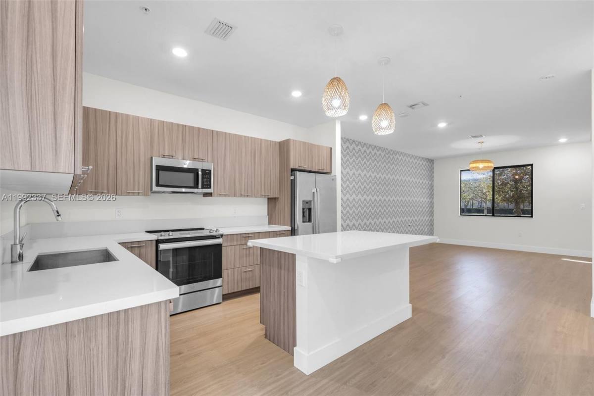 Apartment for rent at 8363 NW 41st St #1, Miami, FL 33166
