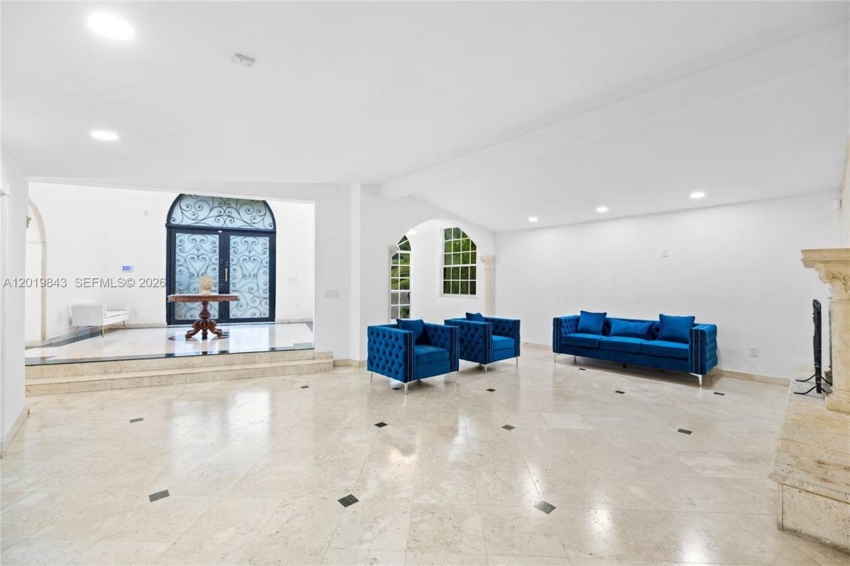 House for rent at 12300 Old Cutler Rd, Miami, FL 33156