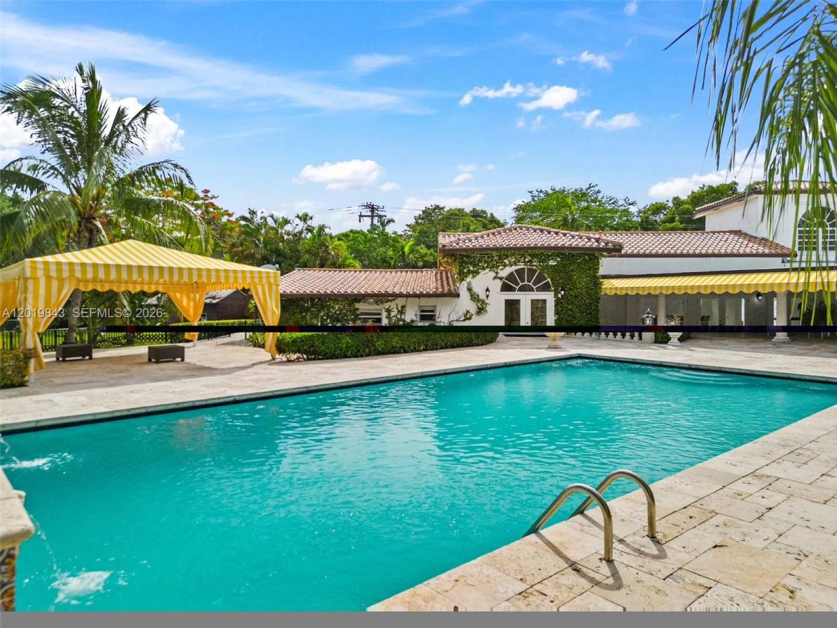 House for rent at 12300 Old Cutler Rd, Miami, FL 33156