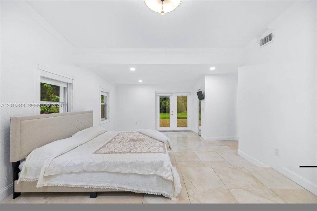 House for rent at 12300 Old Cutler Rd, Miami, FL 33156