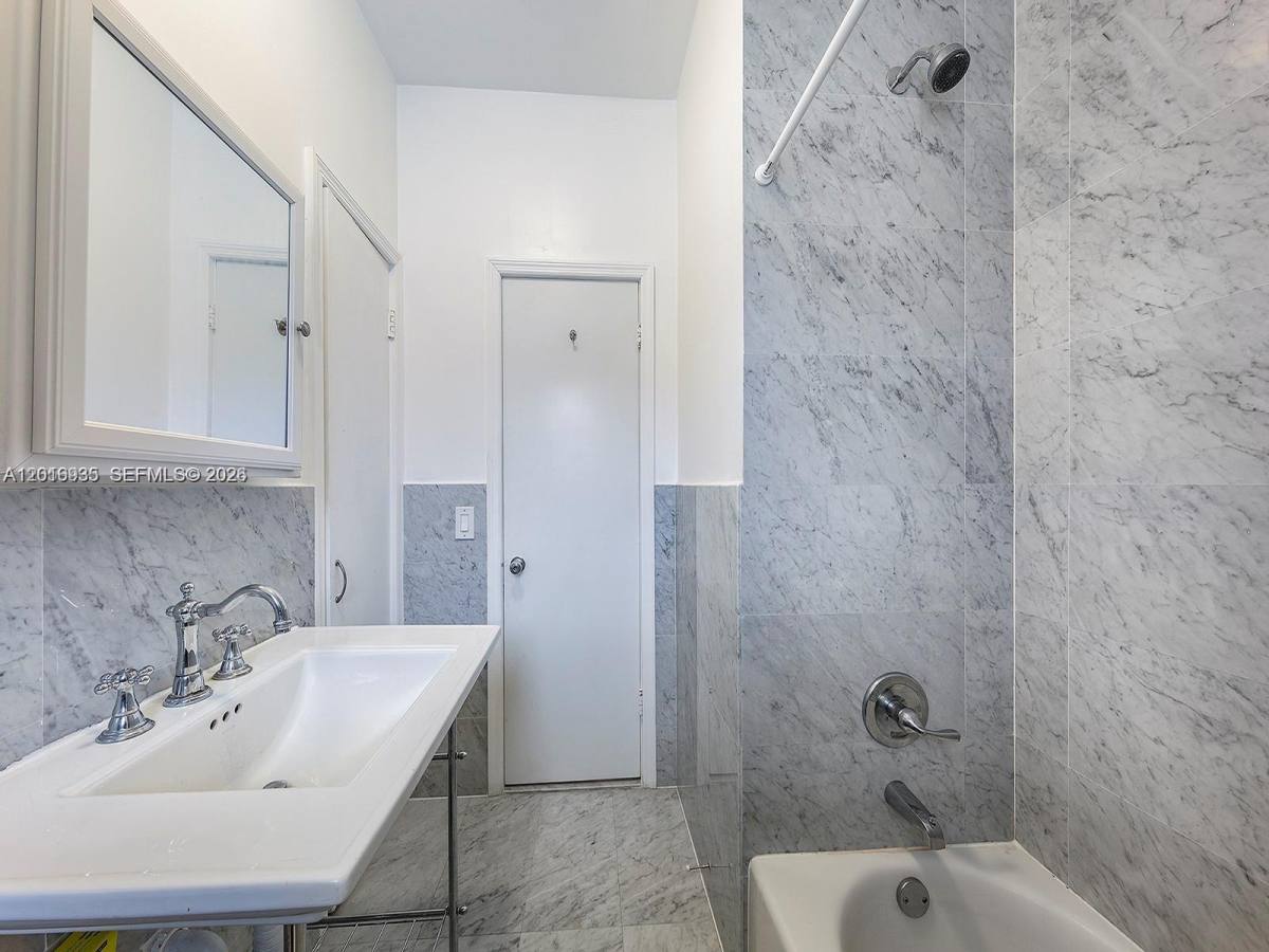 House for rent at 1082 NE 89th St, Miami, FL 33138