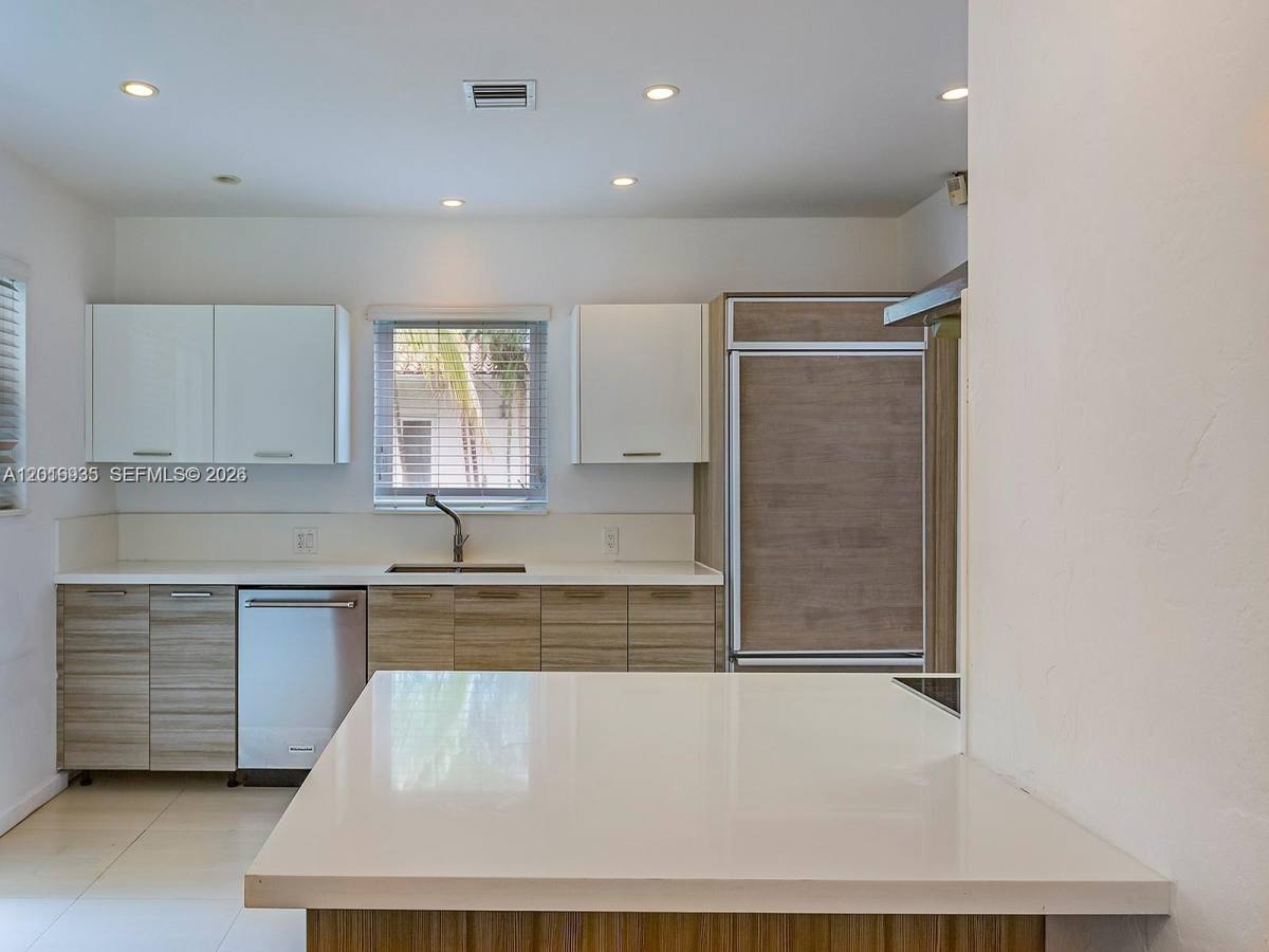 House for rent at 1082 NE 89th St, Miami, FL 33138