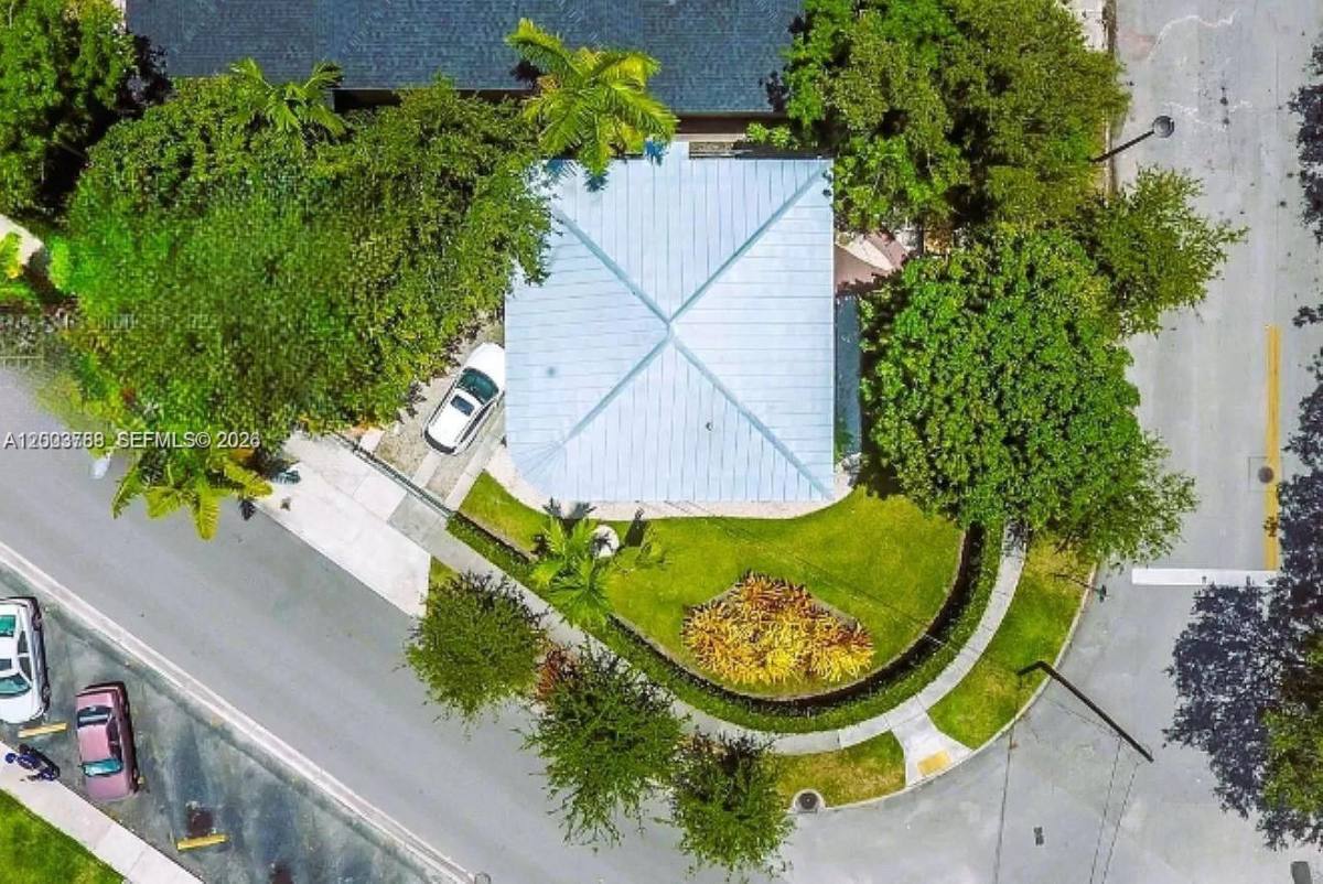 Apartment for rent at 685 SW 19th Rd, Miami, FL 33129