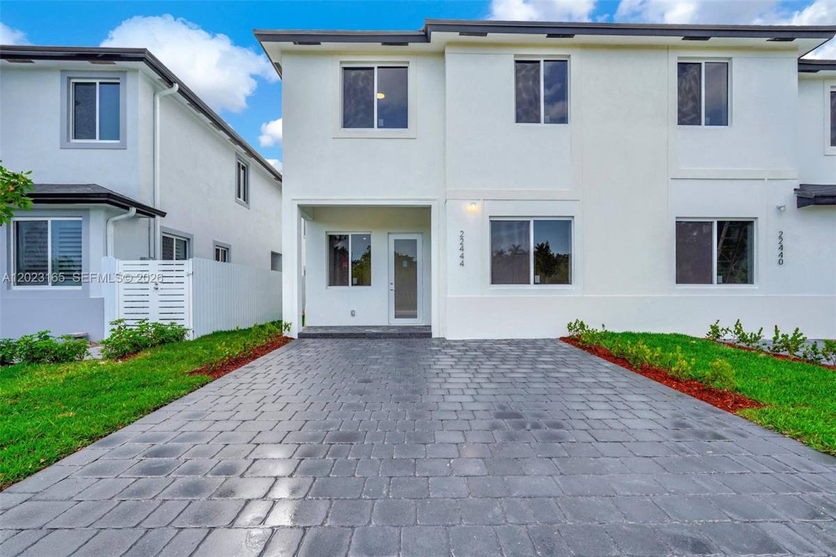 House for rent at 22555 SW 125th Ave, Miami, FL 33170