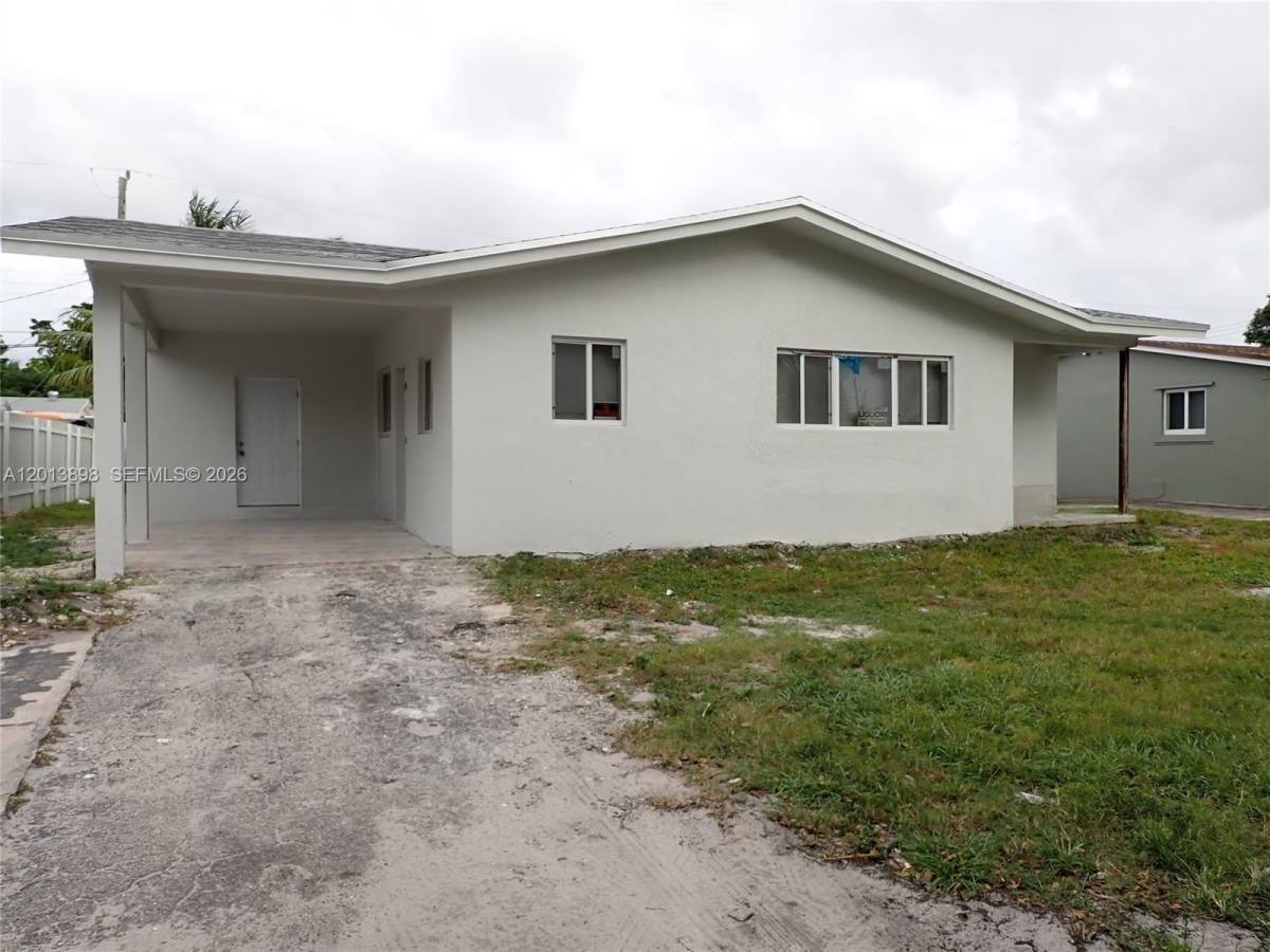 House for rent at 2241 N 62nd Ave, Hollywood, FL 33024