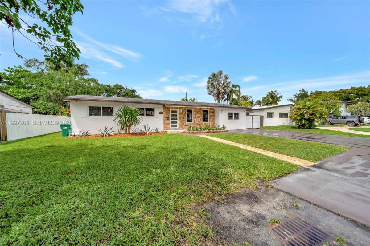 House for rent at 15010 NE 7th Ave, Miami, FL 33161