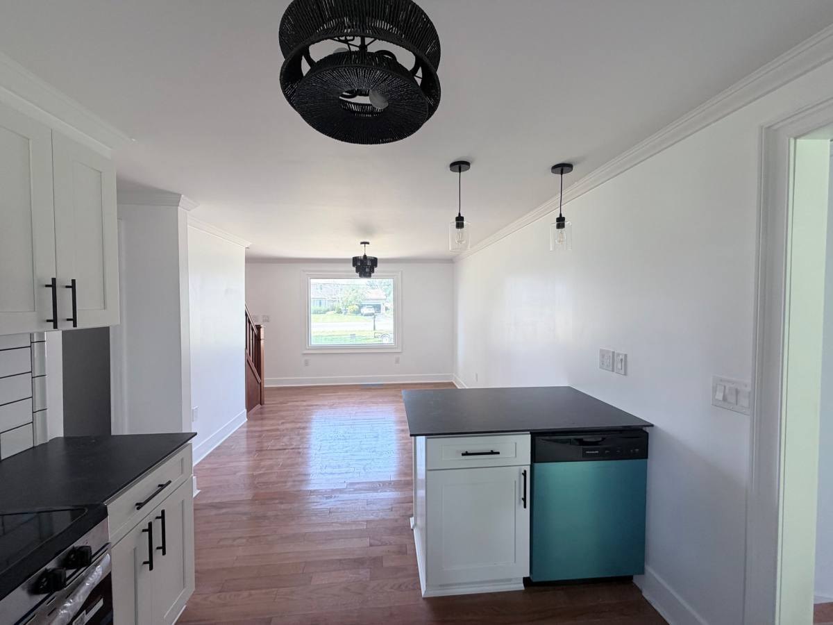 House for rent at 2760 Niagara Rd, Niagara Falls, NY 14304
