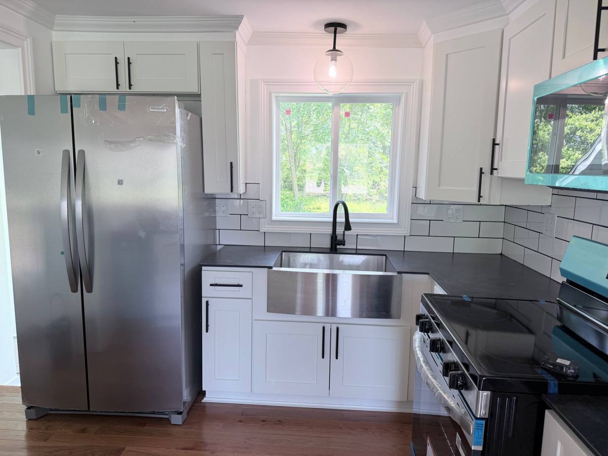 House for rent at 2760 Niagara Rd, Niagara Falls, NY 14304