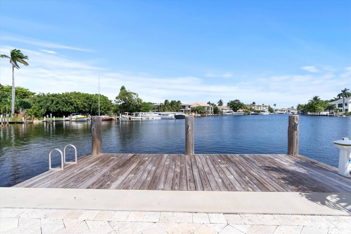 House for rent at 2625 NE 12th St, Fort Lauderdale, FL 33304