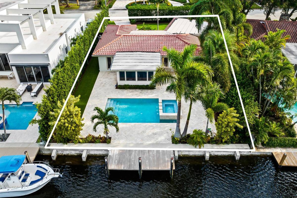 House for rent at 2625 NE 12th St, Fort Lauderdale, FL 33304