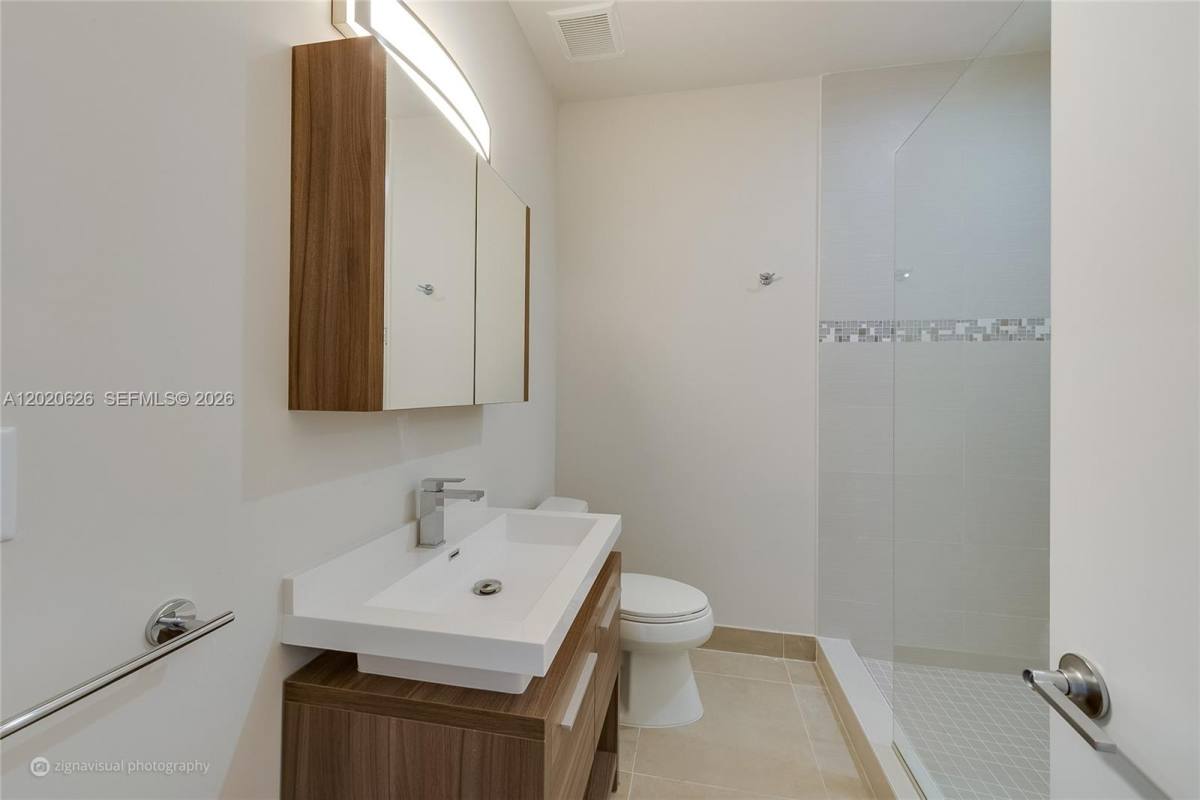 Townhouse for rent at 7701 SW 95th Terrace, Miami, FL 33156