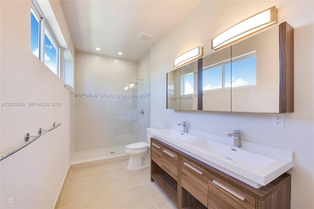 Townhouse for rent at 7701 SW 95th Terrace, Miami, FL 33156