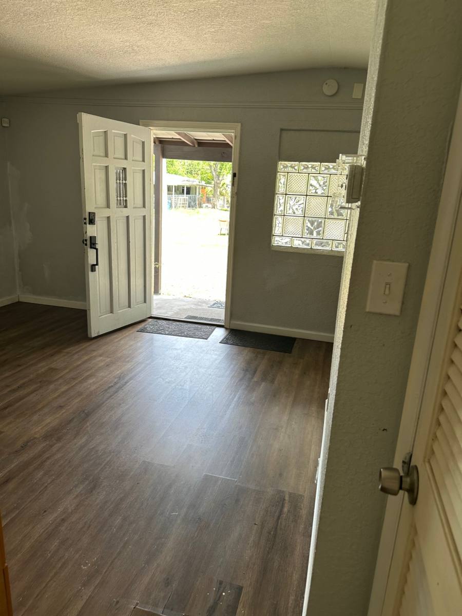 House for rent at 10529 Keuka Dr, Jacksonville, FL 32218