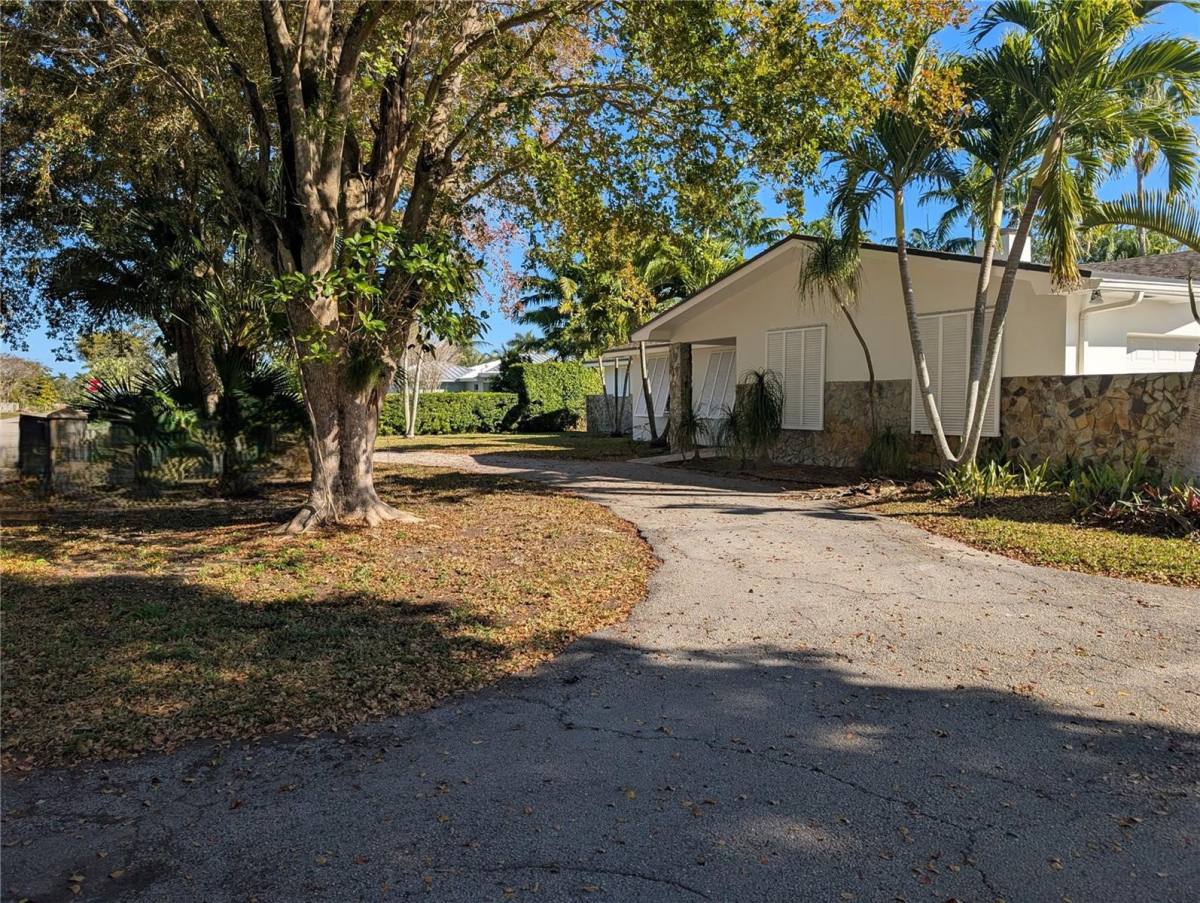 House for rent at 7970 SW 146th St, Miami, FL 33158