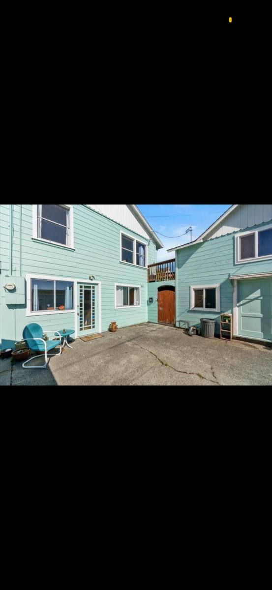 Apartment for rent at 945 9th St #A, Fortuna, CA 95540