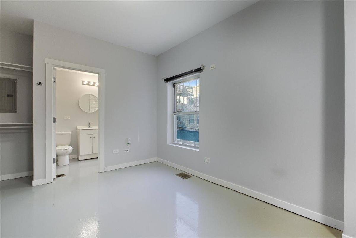 Apartment for rent at 4700 N Racine Ave #111, Chicago, IL 60640